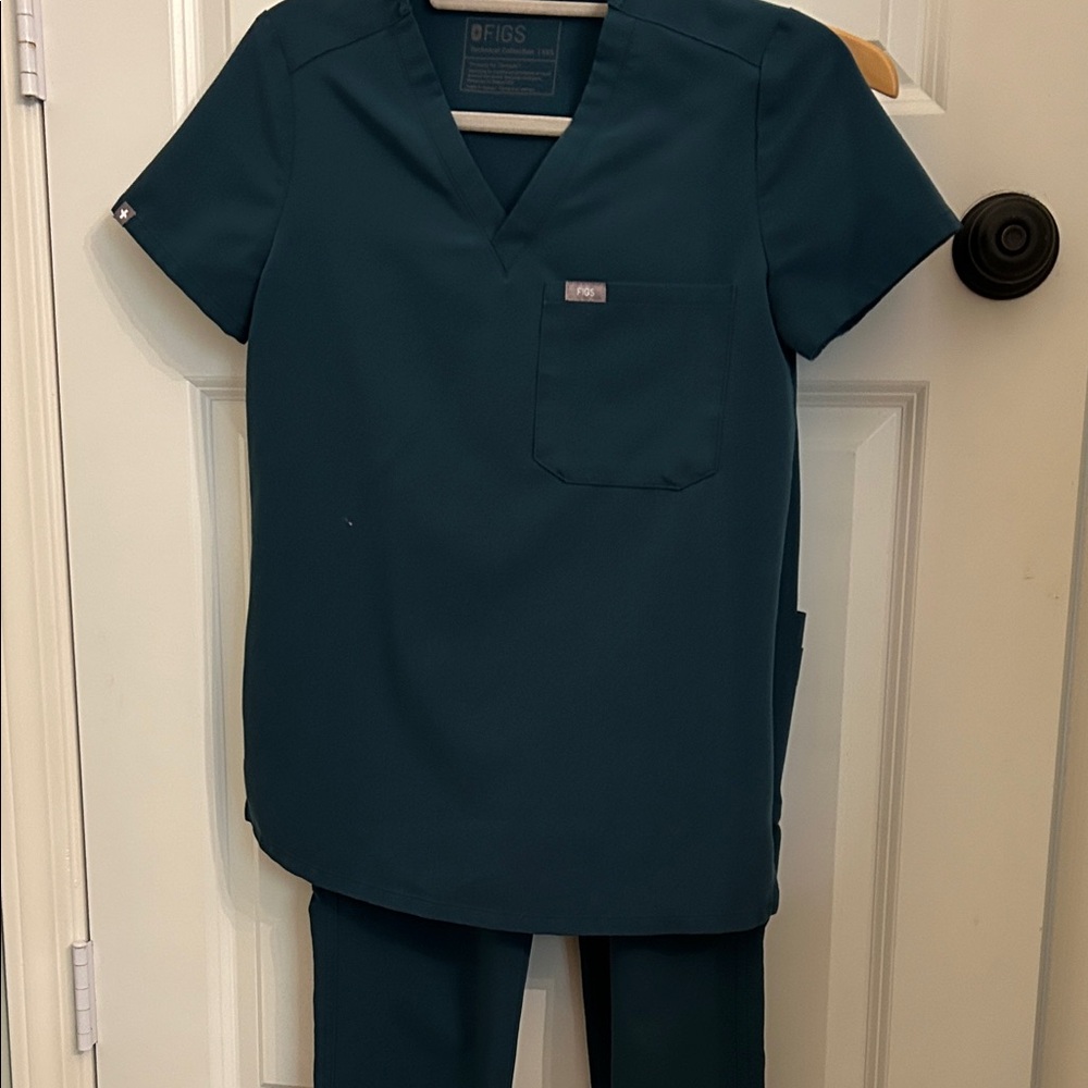 Figs Teal Scrub Set